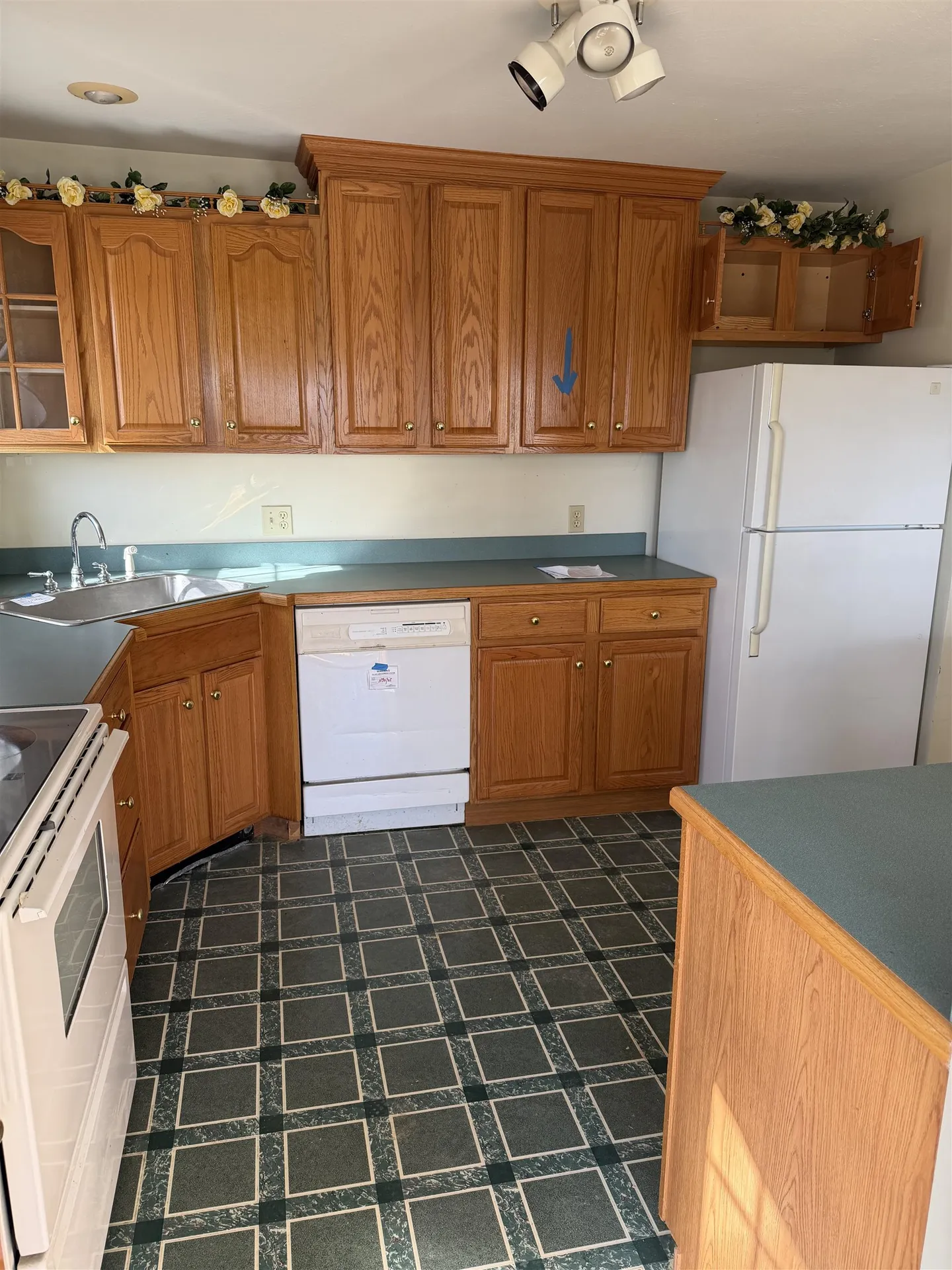 127 Daniel Webster Highway Merrimack NH 03054