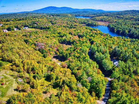 106-023 Fieldstone Lane New London NH 03257