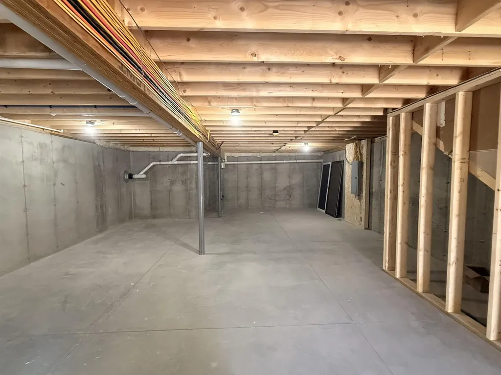 3 Cemetery Road Greenland NH 03840