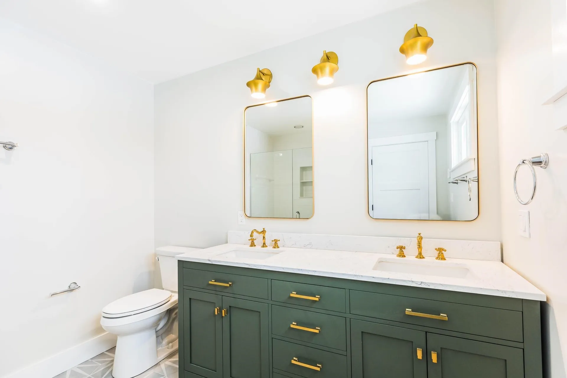 3 Cemetery Road Greenland NH 03840