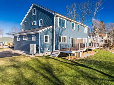 3 Cemetery Road Greenland NH 03840