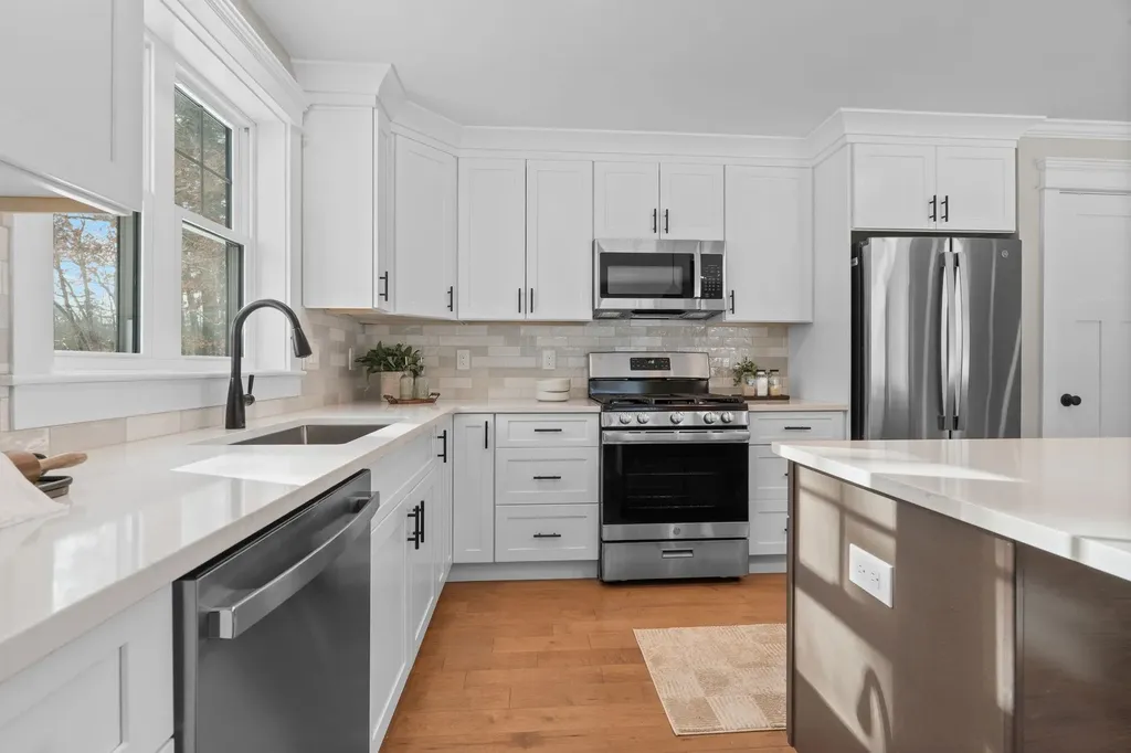 23 Porcupine Way Barrington NH 03825