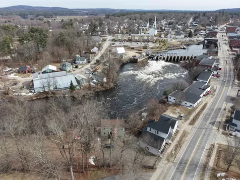 42 N Main Street Boscawen NH 03303