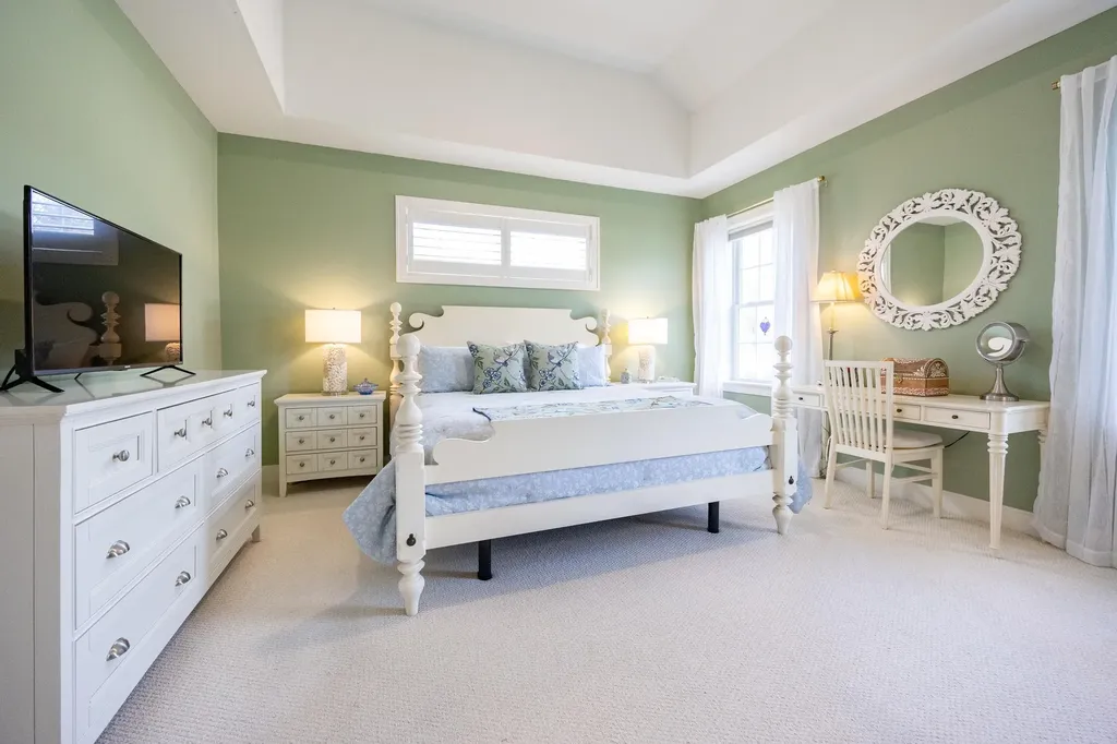 8 Grover Lane Kittery ME 03904