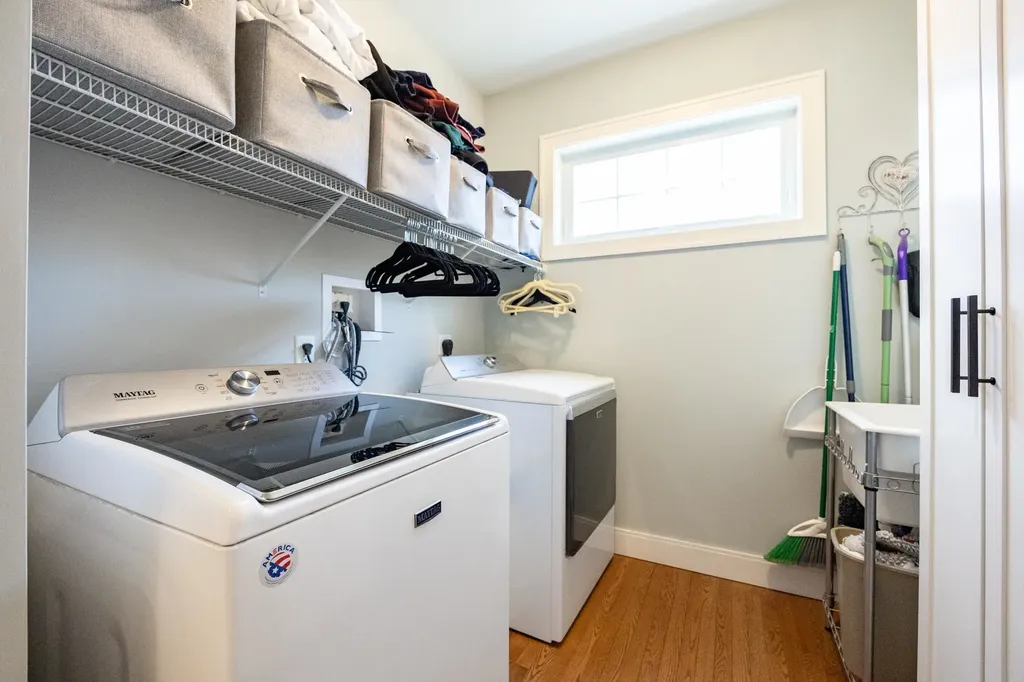 8 Grover Lane Kittery ME 03904