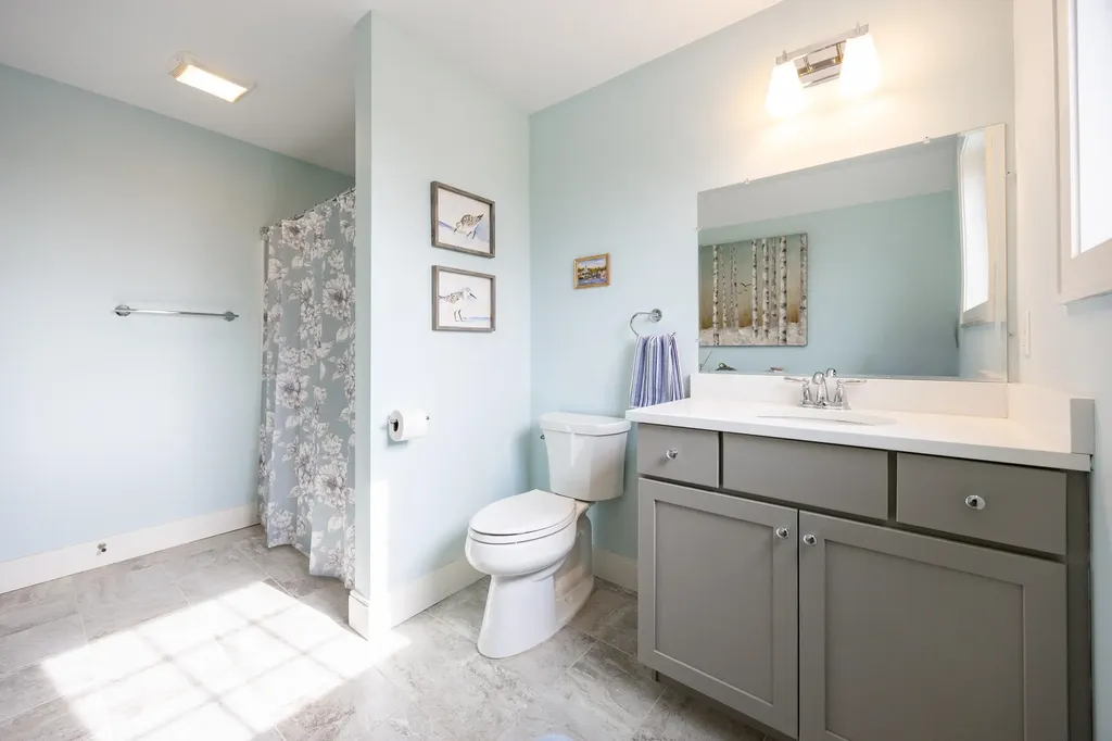 8 Grover Lane Kittery ME 03904