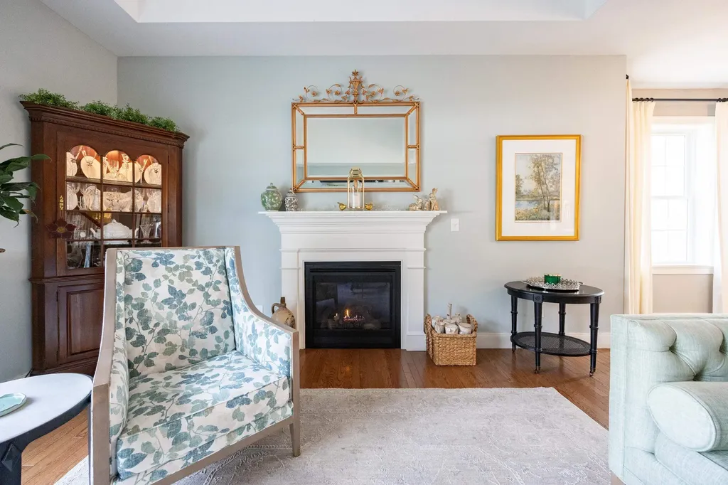 8 Grover Lane Kittery ME 03904