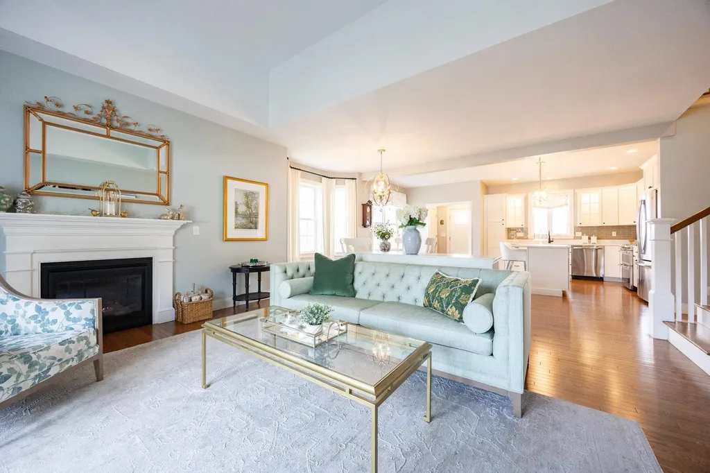 8 Grover Lane Kittery ME 03904