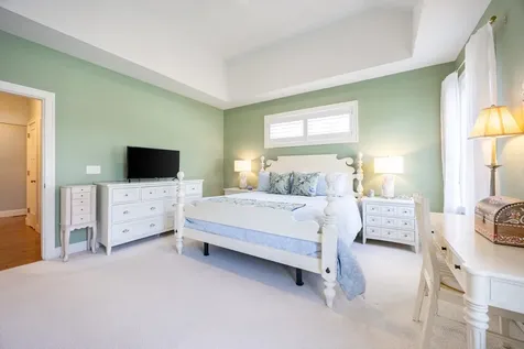 8 Grover Lane Kittery ME 03904