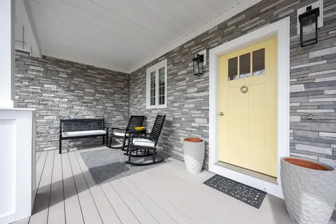 8 Grover Lane Kittery ME 03904