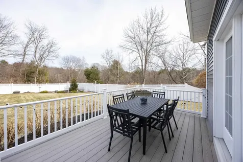 8 Grover Lane Kittery ME 03904