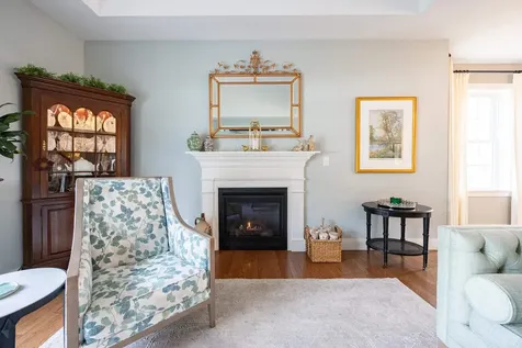 8 Grover Lane Kittery ME 03904