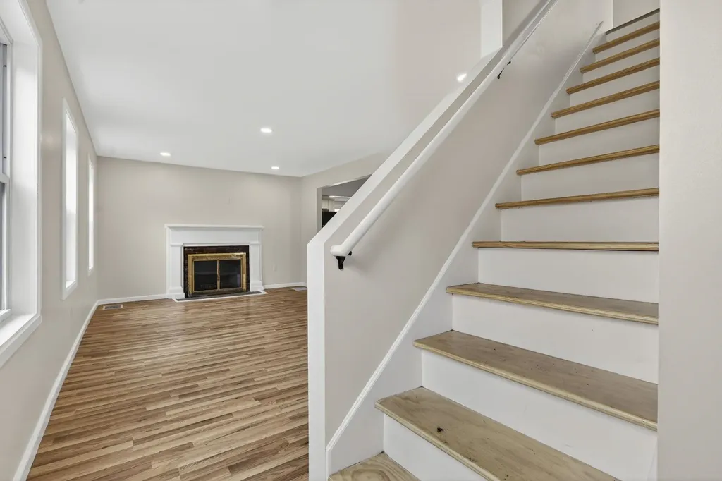 70 Bridge Street Hillsborough NH 03244