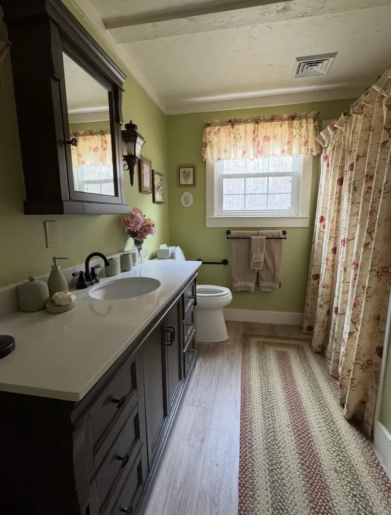 242 Clarendon Road Wallingford VT 05773