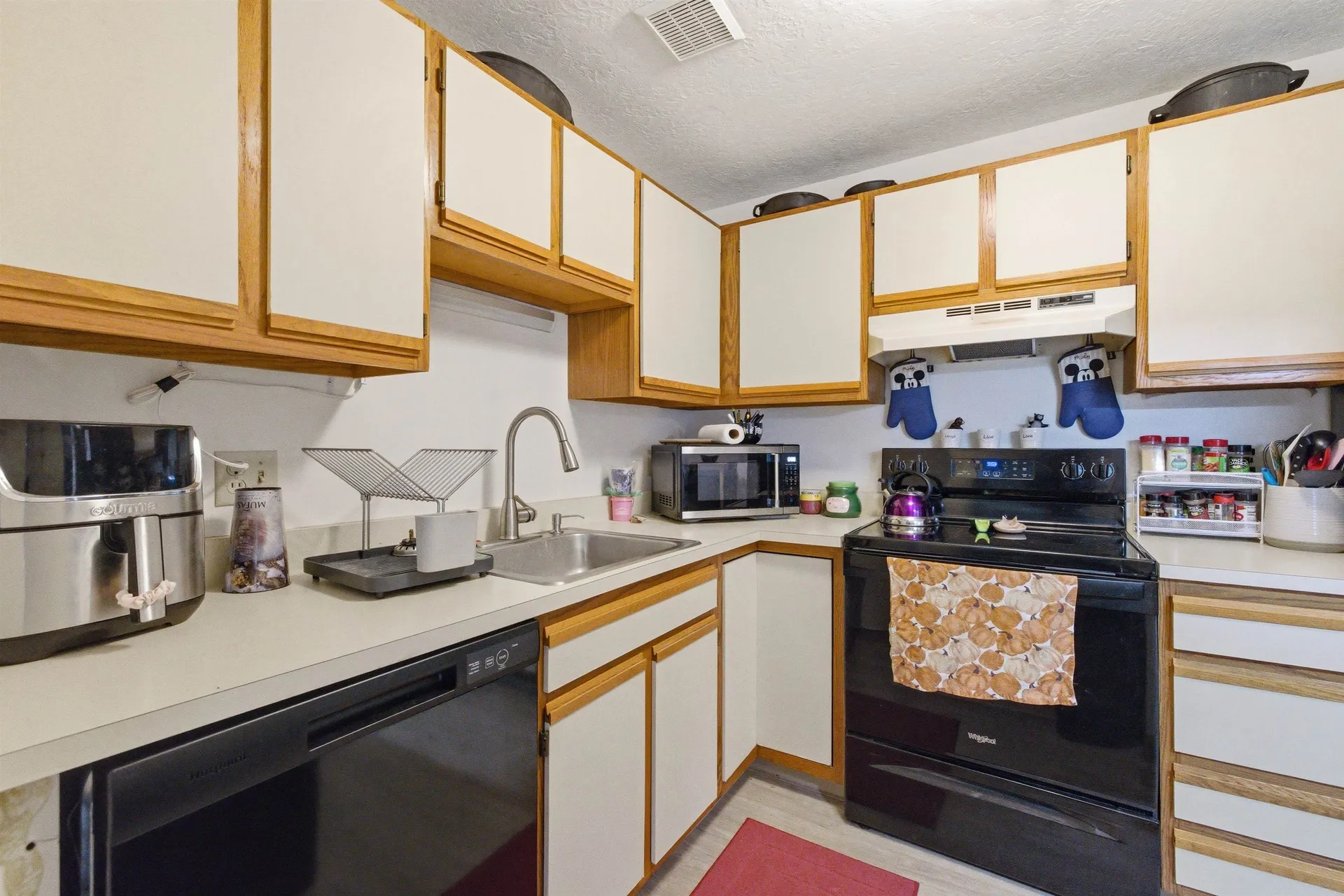 19 Saco Street Conway NH 03813