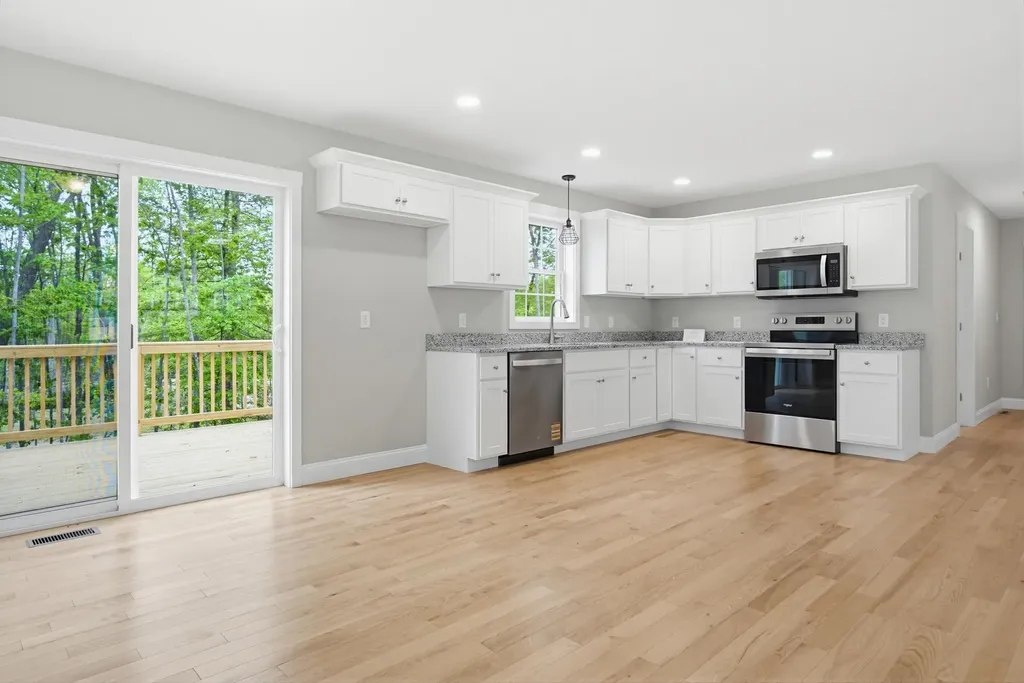 Lot 37-3 Blaisdell Court Raymond NH 03077