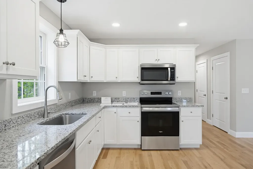 Lot 37-3 Blaisdell Court Raymond NH 03077