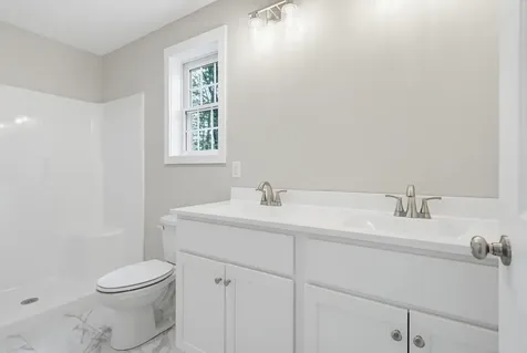 1 Blaisdell Court Raymond NH 03077