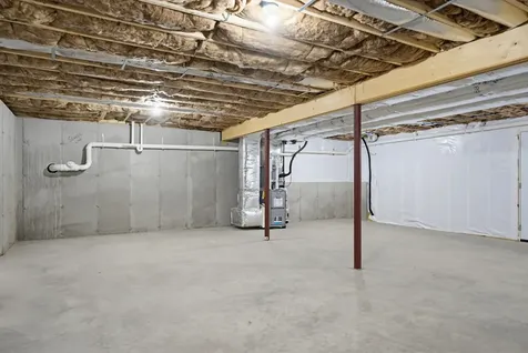 1 Blaisdell Court Raymond NH 03077