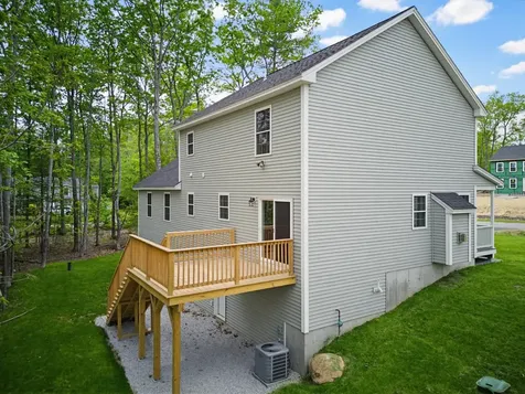 1 Blaisdell Court Raymond NH 03077