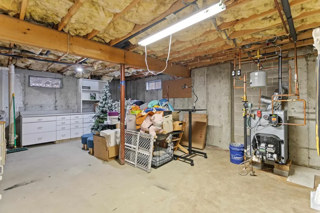 83 NE Village Road Concord NH 03301