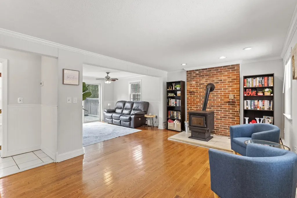 83 NE Village Road Concord NH 03301