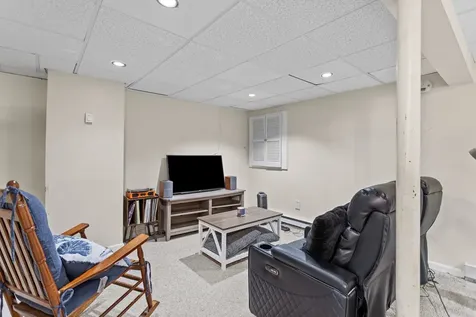 83 NE Village Road Concord NH 03301