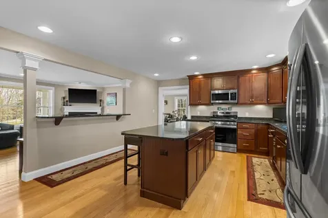 10 Heron Way Stratham NH 03885