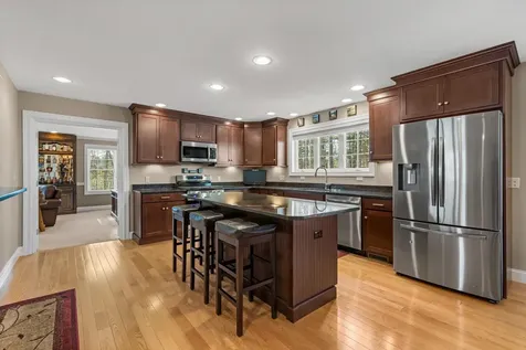 10 Heron Way Stratham NH 03885