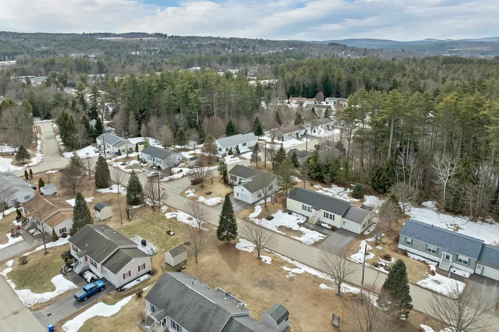 20 Timberline Drive Tilton NH 03276