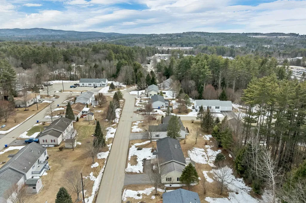 20 Timberline Drive Tilton NH 03276
