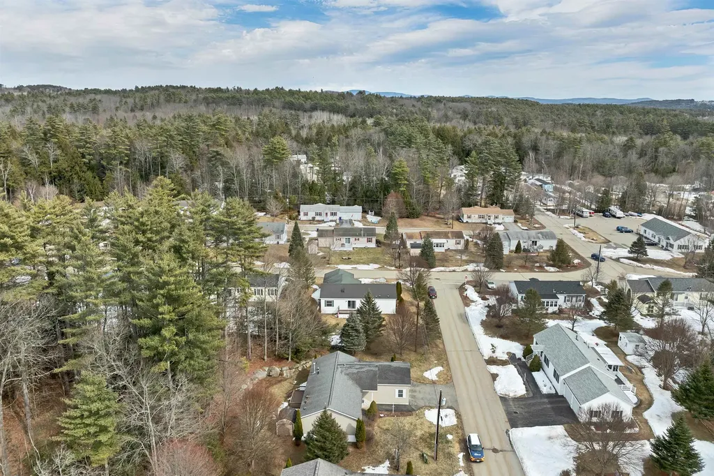 20 Timberline Drive Tilton NH 03276
