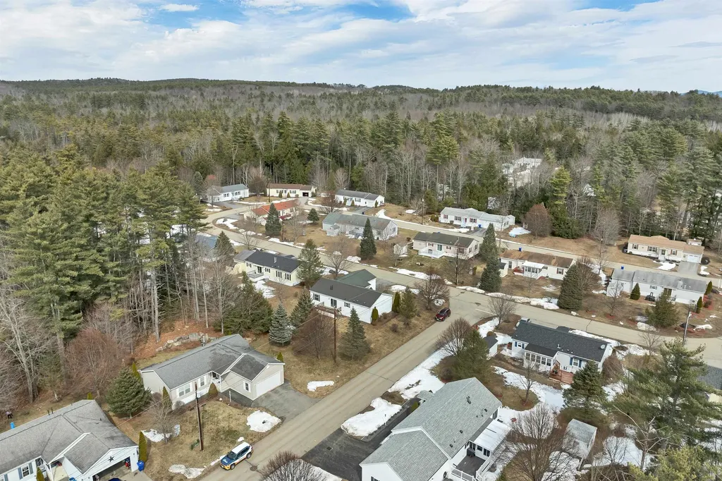 20 Timberline Drive Tilton NH 03276