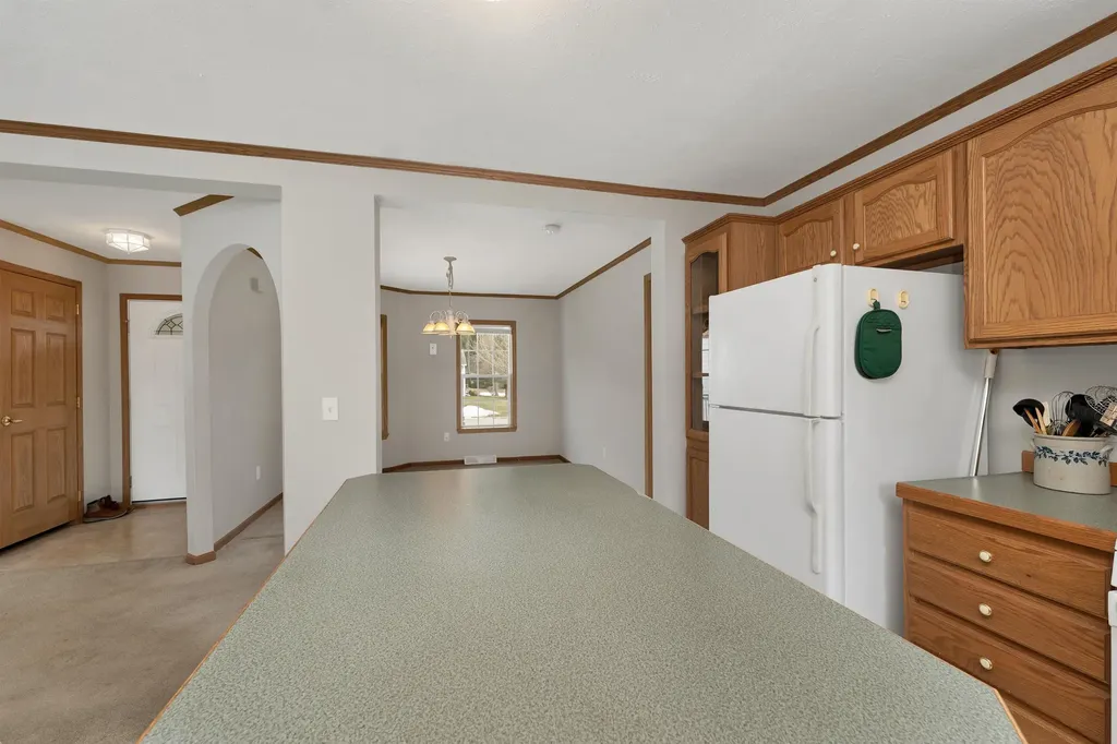 20 Timberline Drive Tilton NH 03276