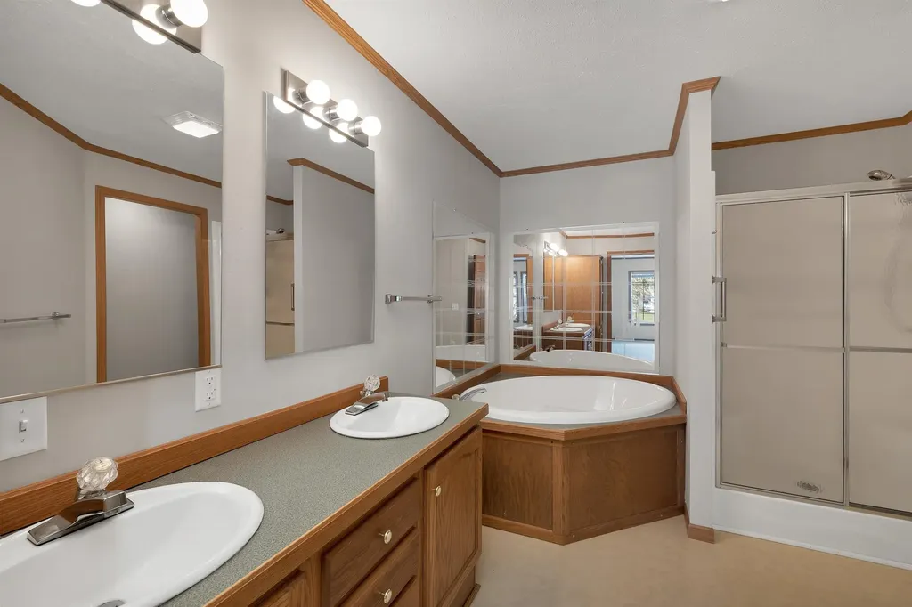 20 Timberline Drive Tilton NH 03276