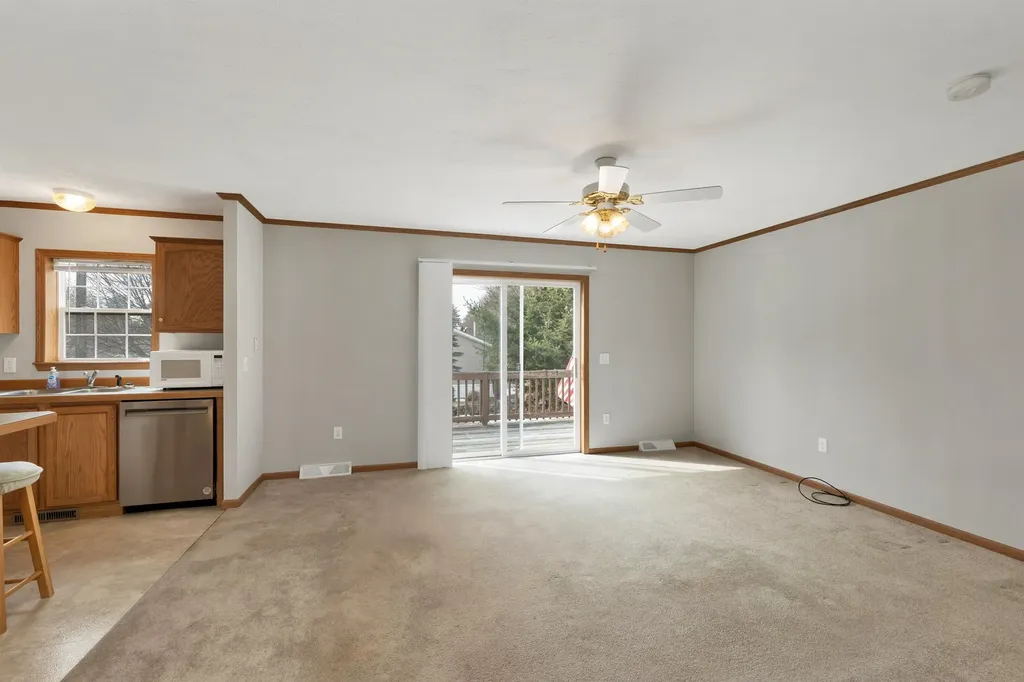 20 Timberline Drive Tilton NH 03276