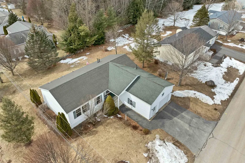20 Timberline Drive Tilton NH 03276