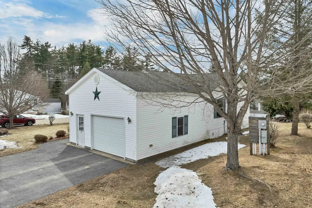 20 Timberline Drive Tilton NH 03276