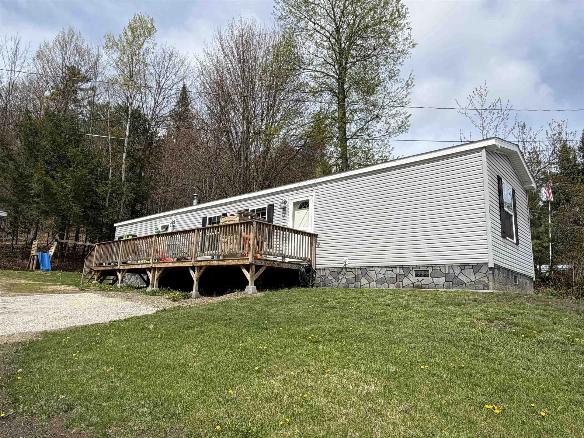 14 Hilltop Manor Mobile Home Park Littleton NH 03561