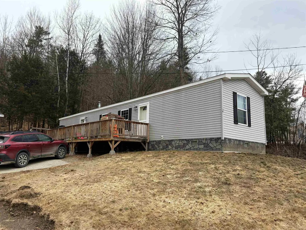 14 Hilltop Manor Mobile Home Park Littleton NH 03561