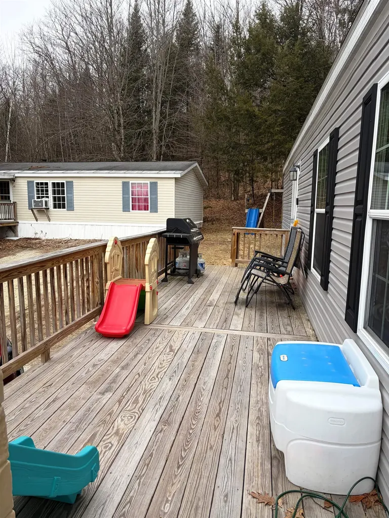 14 Hilltop Manor Mobile Home Park Littleton NH 03561
