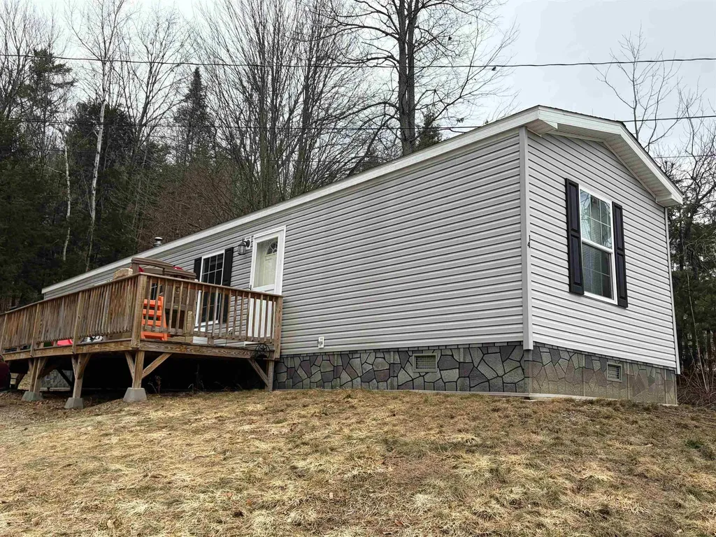 14 Hilltop Manor Mobile Home Park Littleton NH 03561