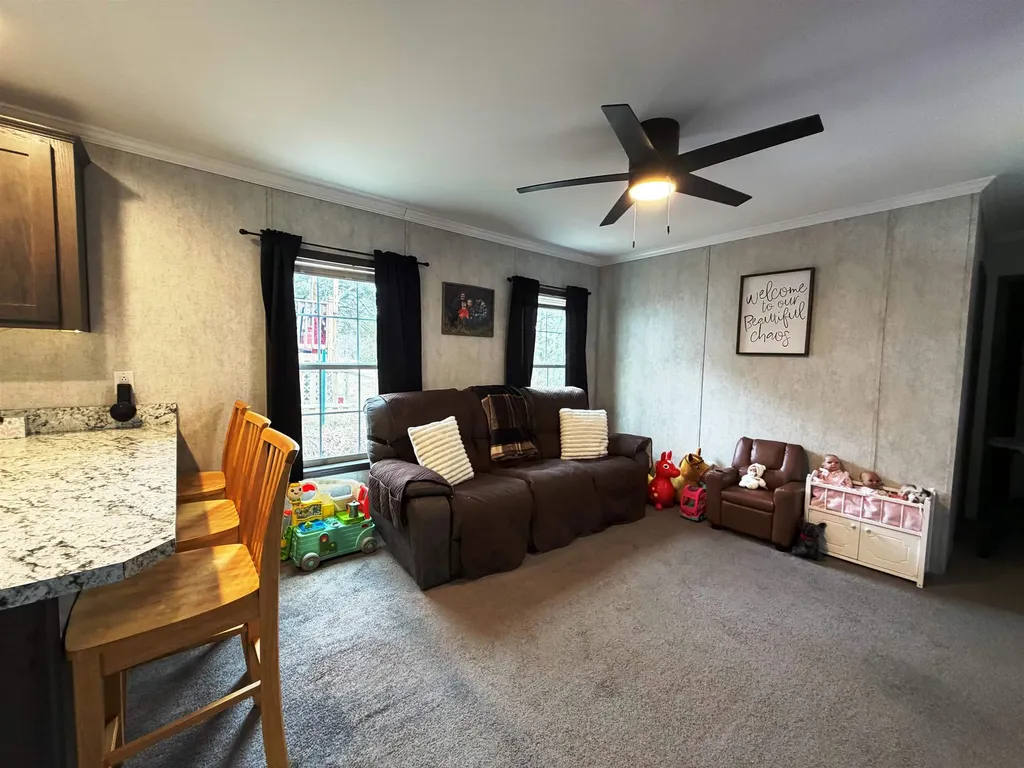 14 Hilltop Manor Mobile Home Park Littleton NH 03561