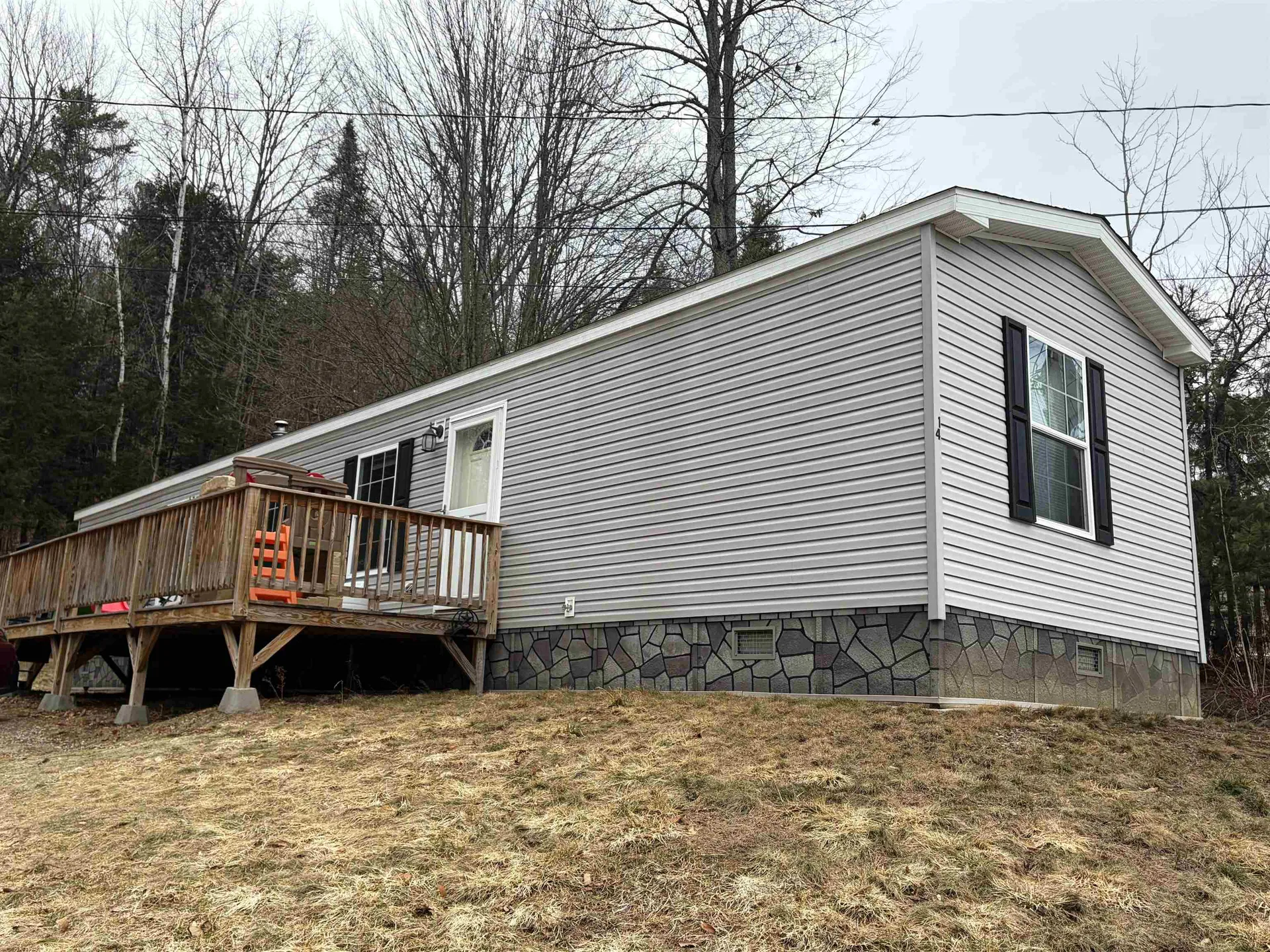 14 Hilltop Manor Mobile Home Park Littleton NH 03561