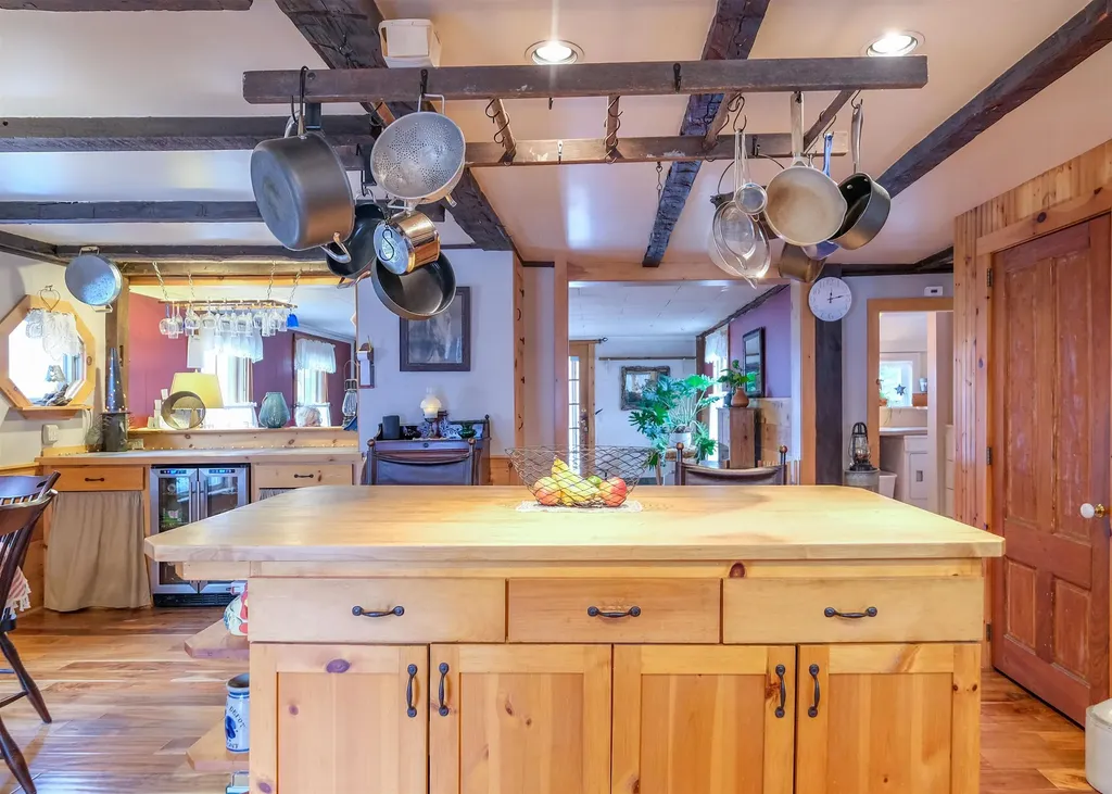 335 North Street Chester VT 05143