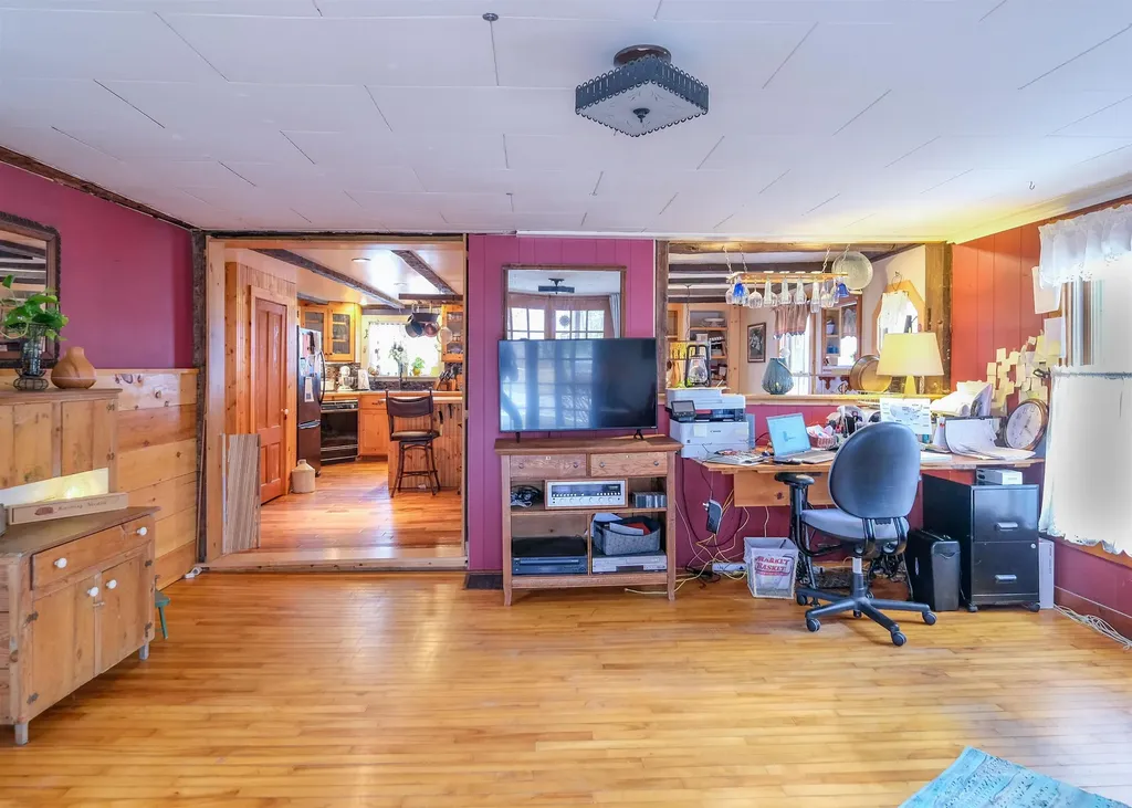 335 North Street Chester VT 05143