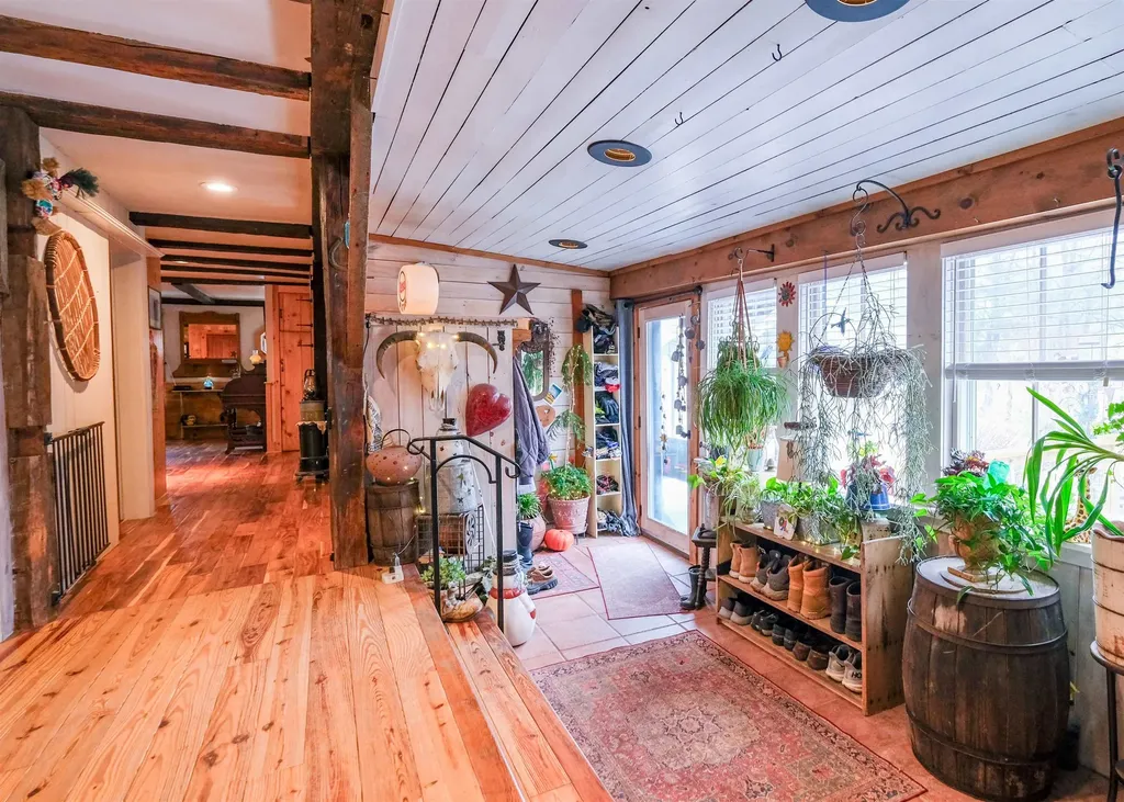 335 North Street Chester VT 05143