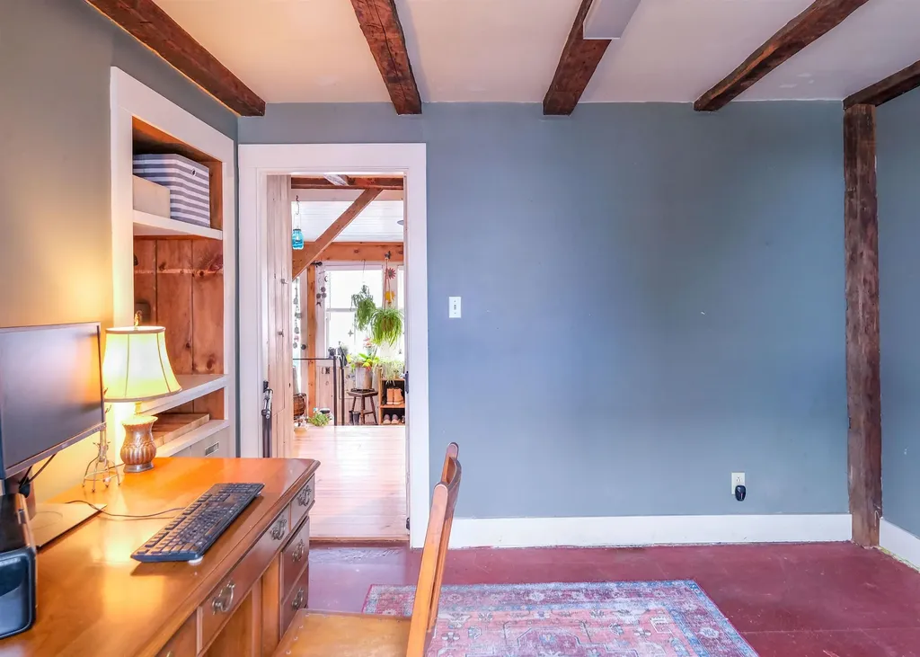 335 North Street Chester VT 05143