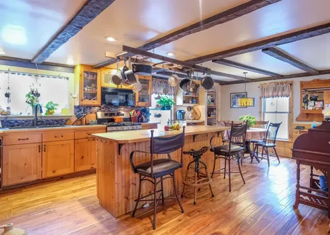 335 North Street Chester VT 05143