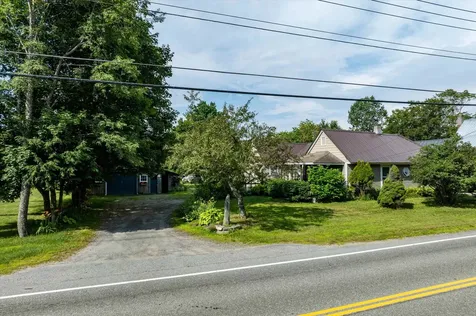 335 North Street Chester VT 05143